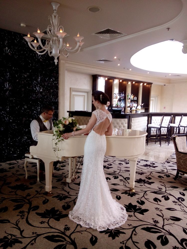 Photograph by Karine Galustova