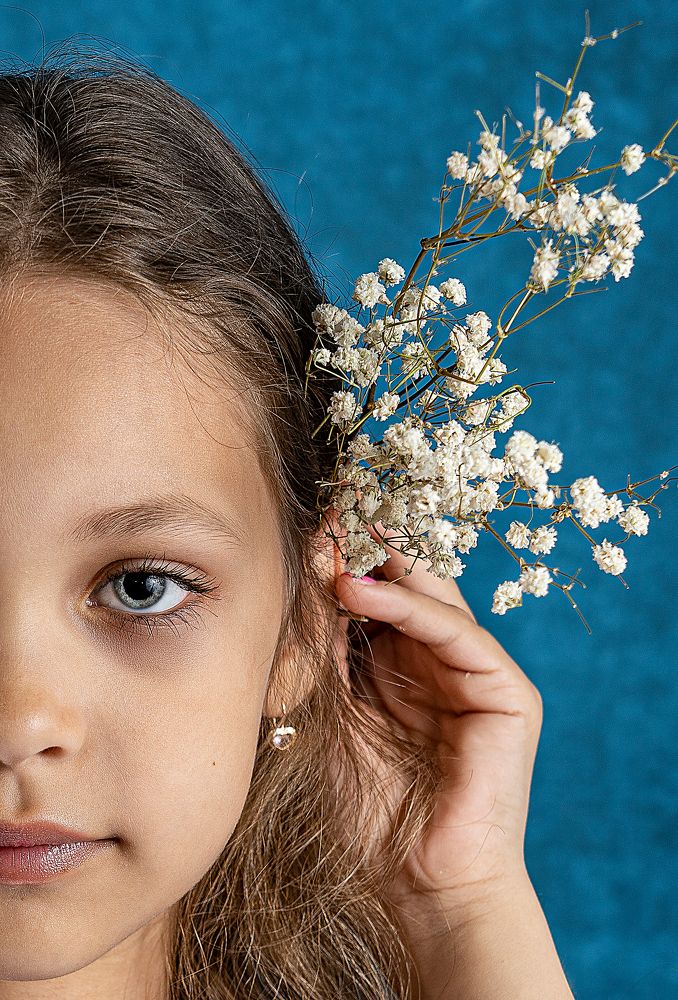 Девочка с голубыми глазами