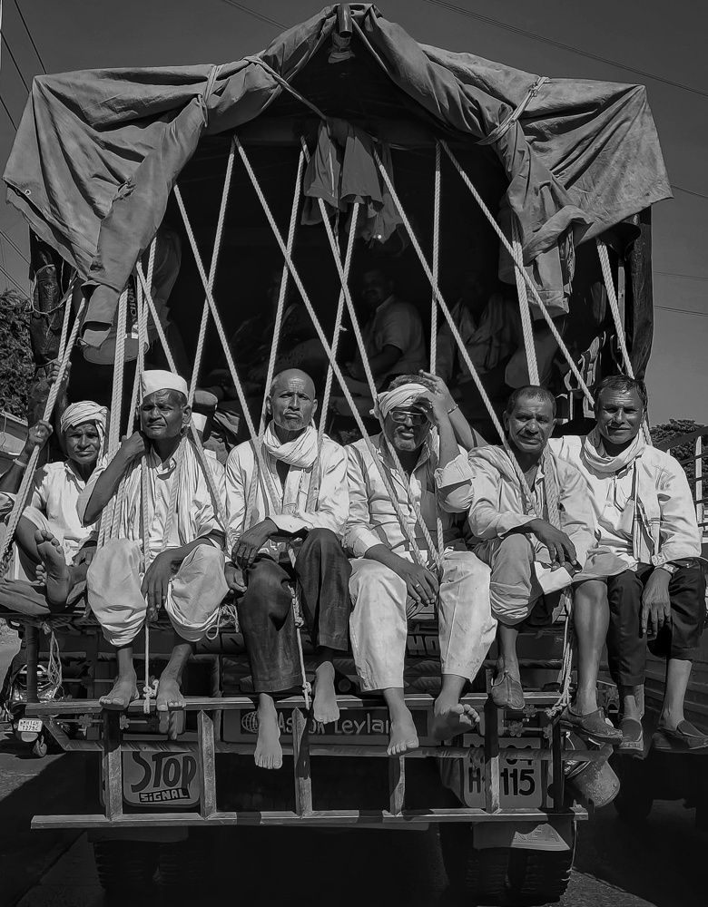 Warkari druing their wari to Pandarpur