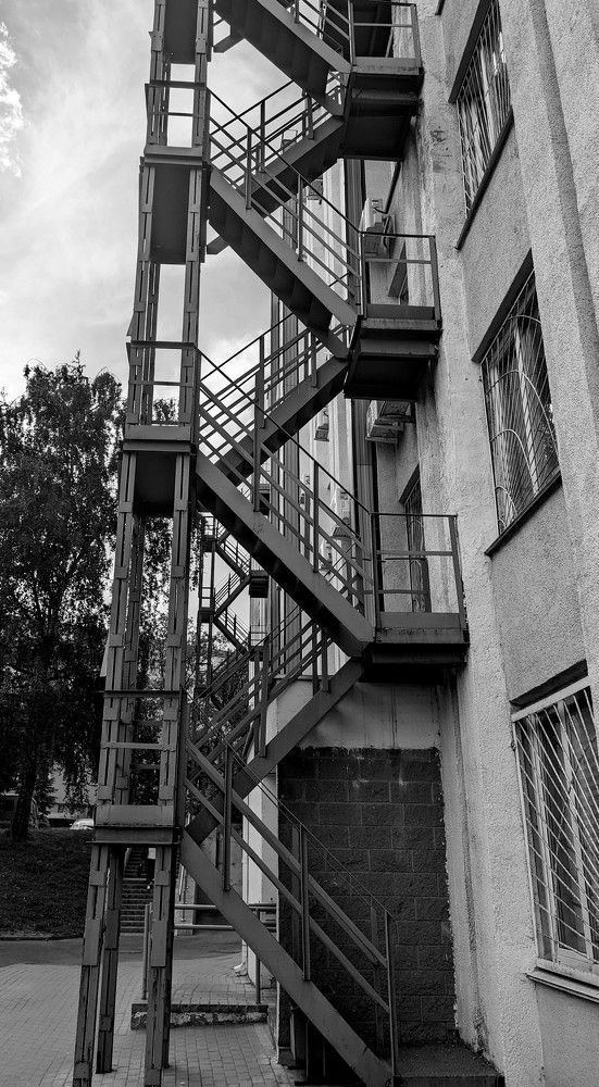 Photograph by Paulyshka Mila