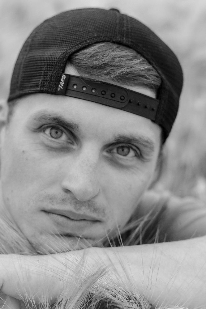 Photograph by Artiom Sechovcov