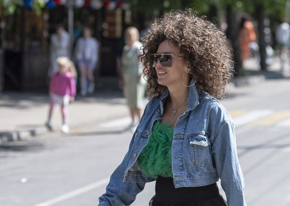 С хорошим настроением