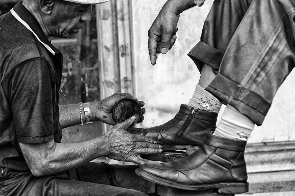 "El limpiador de botas"