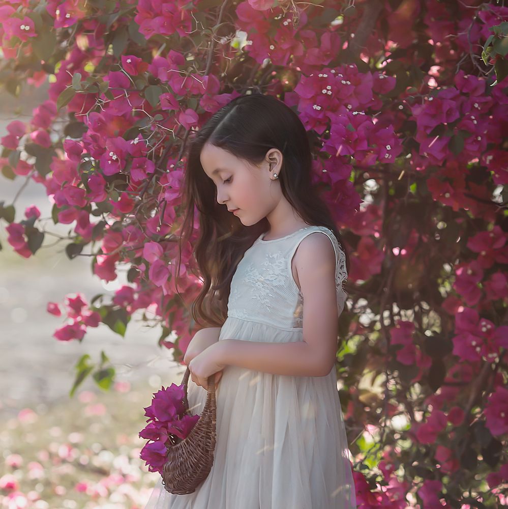 Photograph by Dani Escoffie