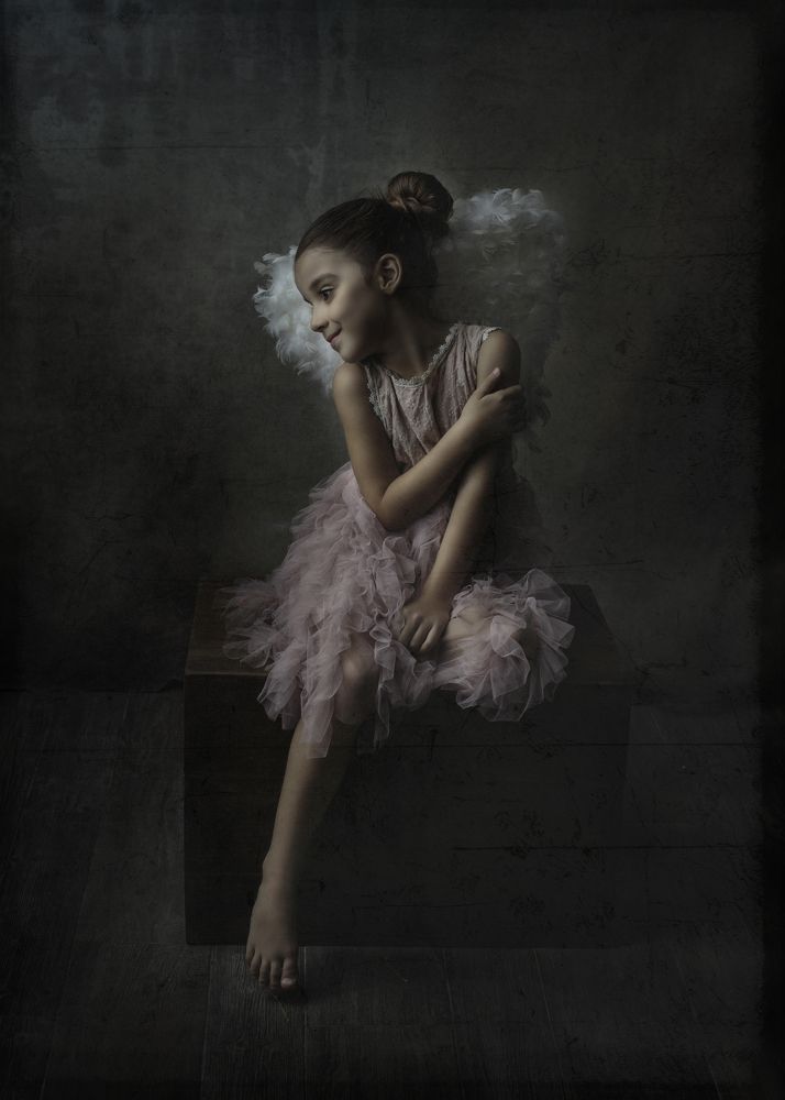 Photograph by Dani Escoffié