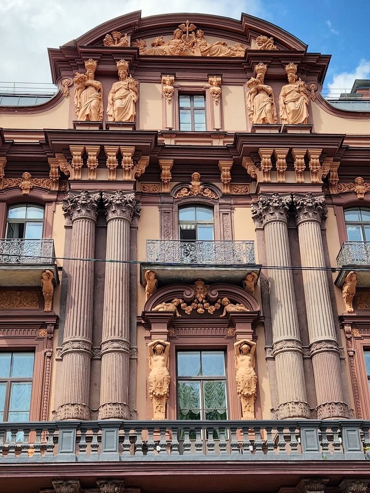 Фотография автора Нонна Подольская