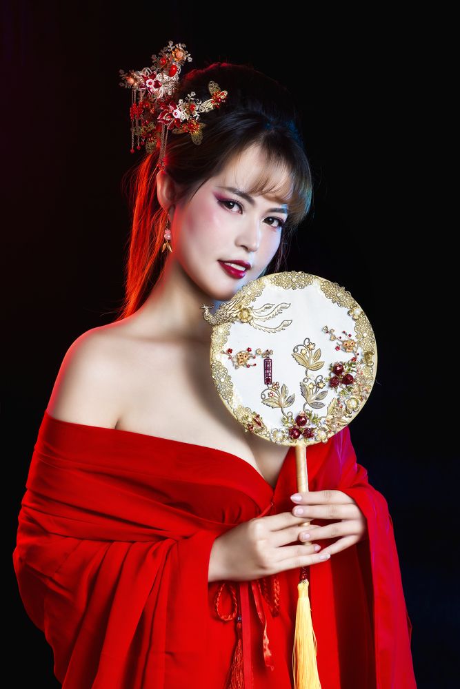 Photograph by Tran Khoa