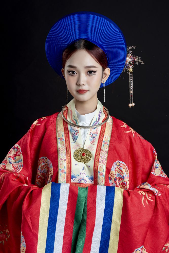 Photograph by Tran Khoa