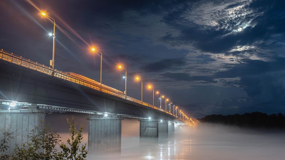 Туманная река