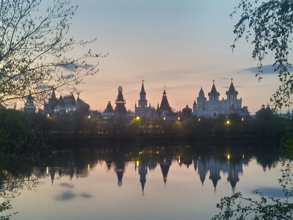 Photograph by Nadin Gaaze