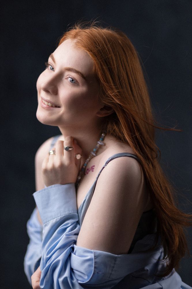 Девушка в медитации