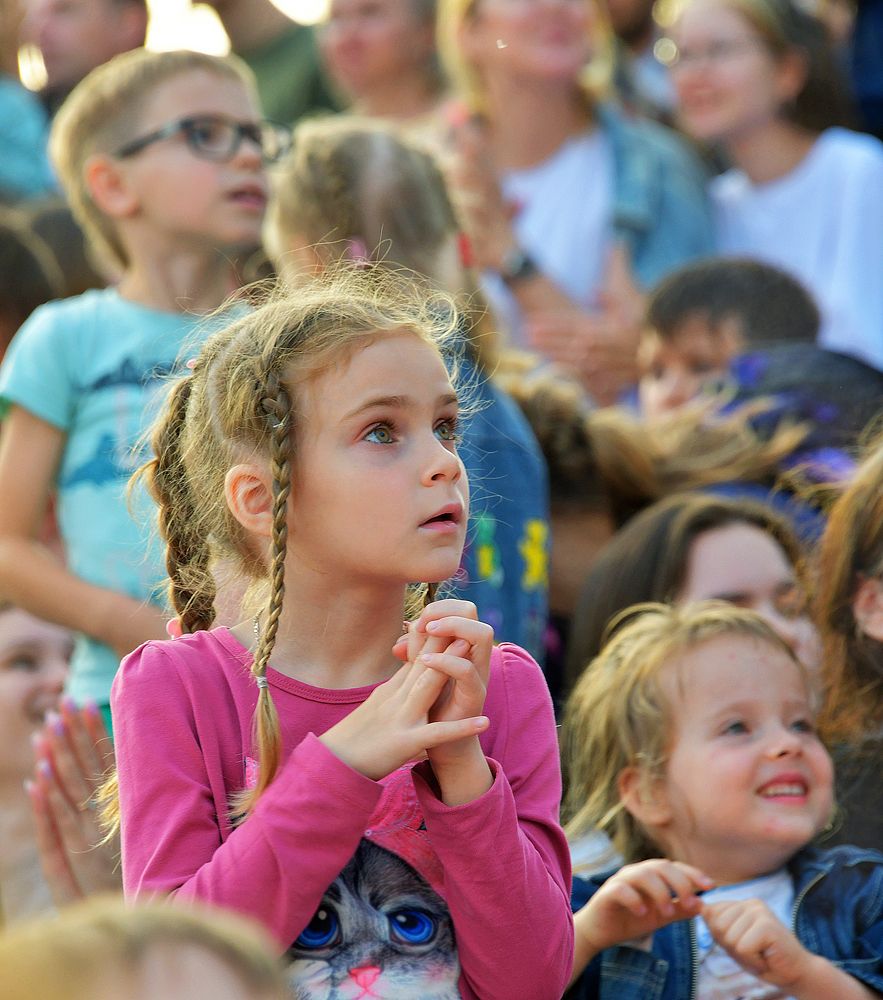 МАЛЕНЬКИЕ  ЗРИТЕЛИ