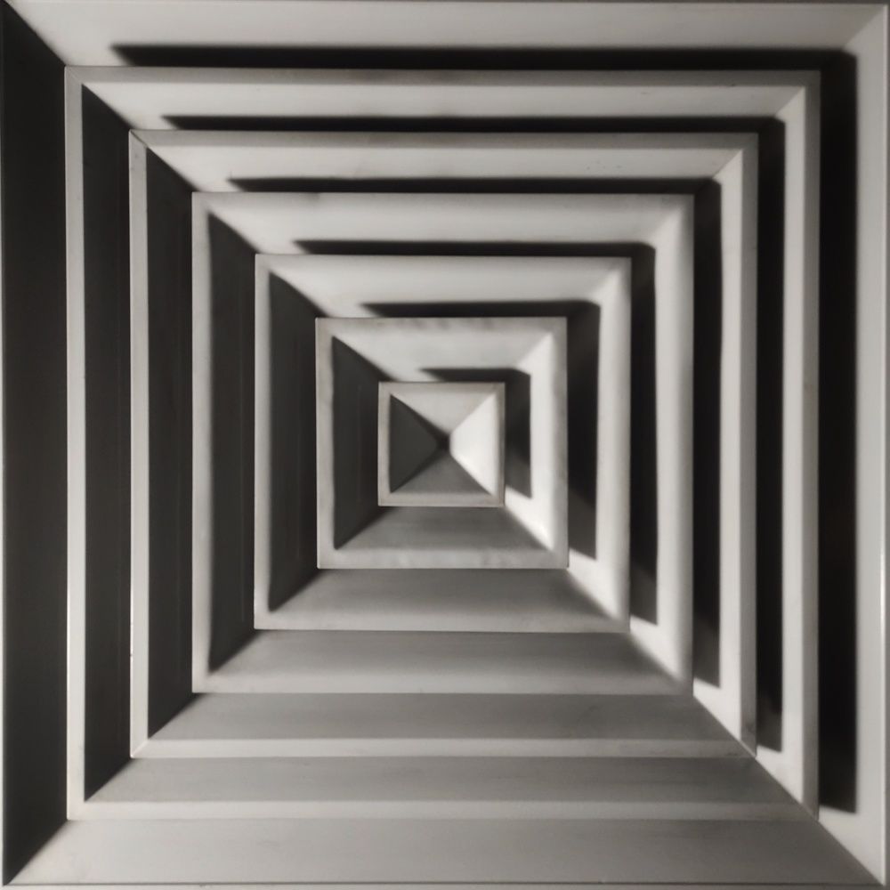 Photograph by Kostantin Belonogov