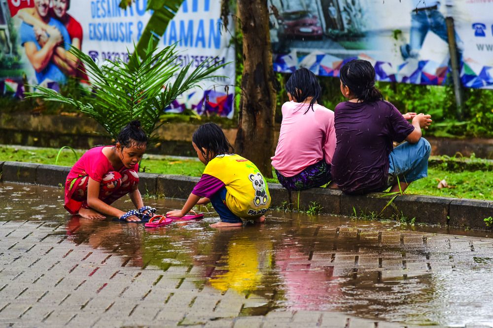 Photograph by Pujo Cahyono