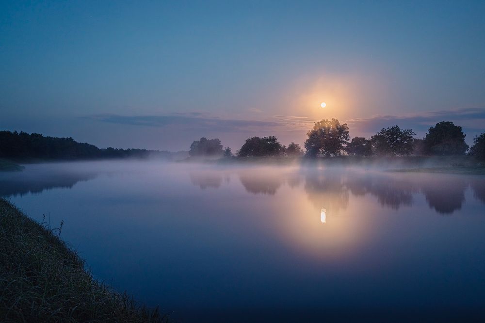 Предрассветный туман