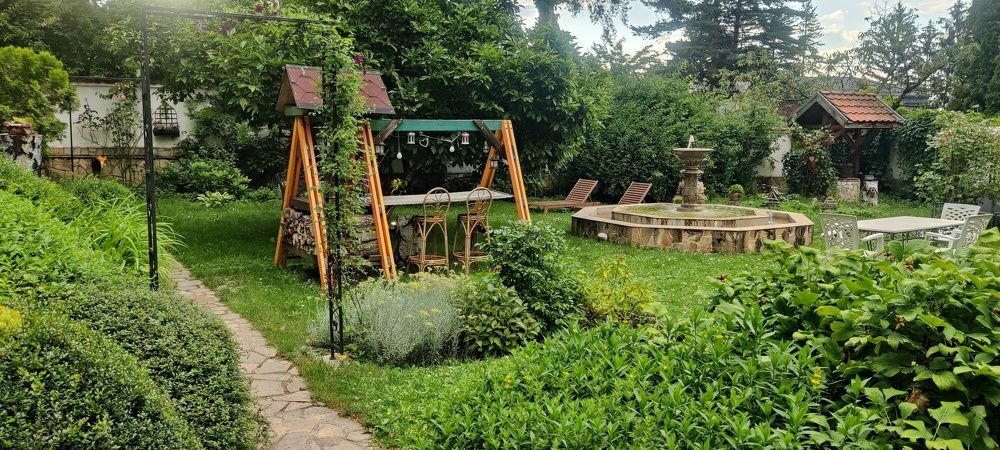 Photograph by Radoslav Stefanov