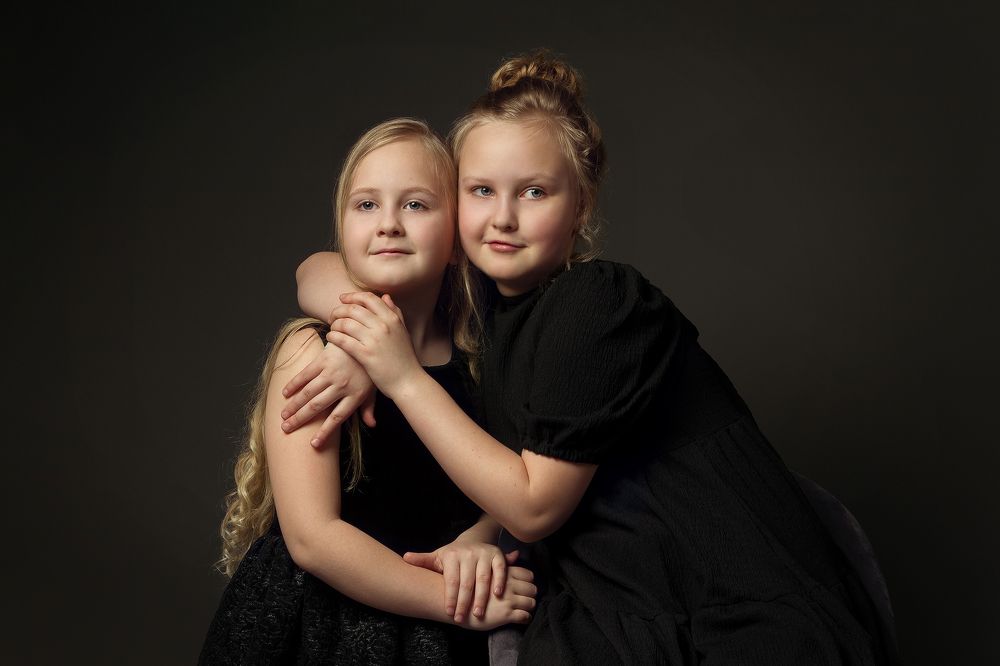 Сястрычкі / Sisters