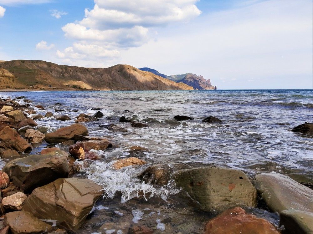 Лисья бухта с видом на Кара-Даг