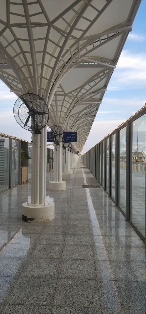 Фотография автора Dr.Natheer Azzawi