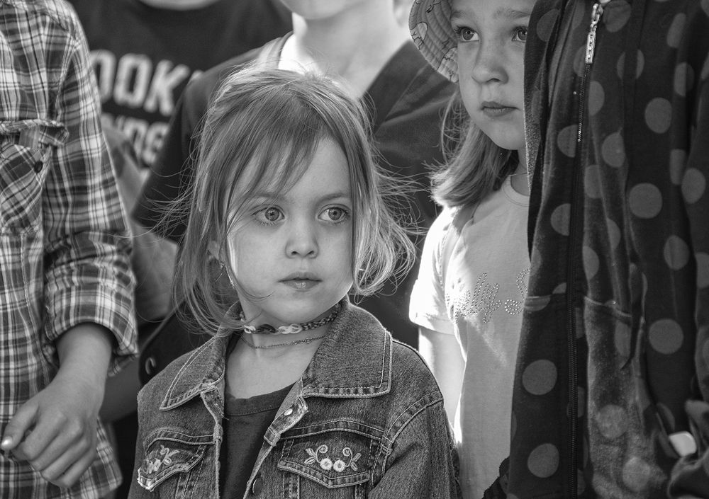 Случайный портрет маленькой девочки