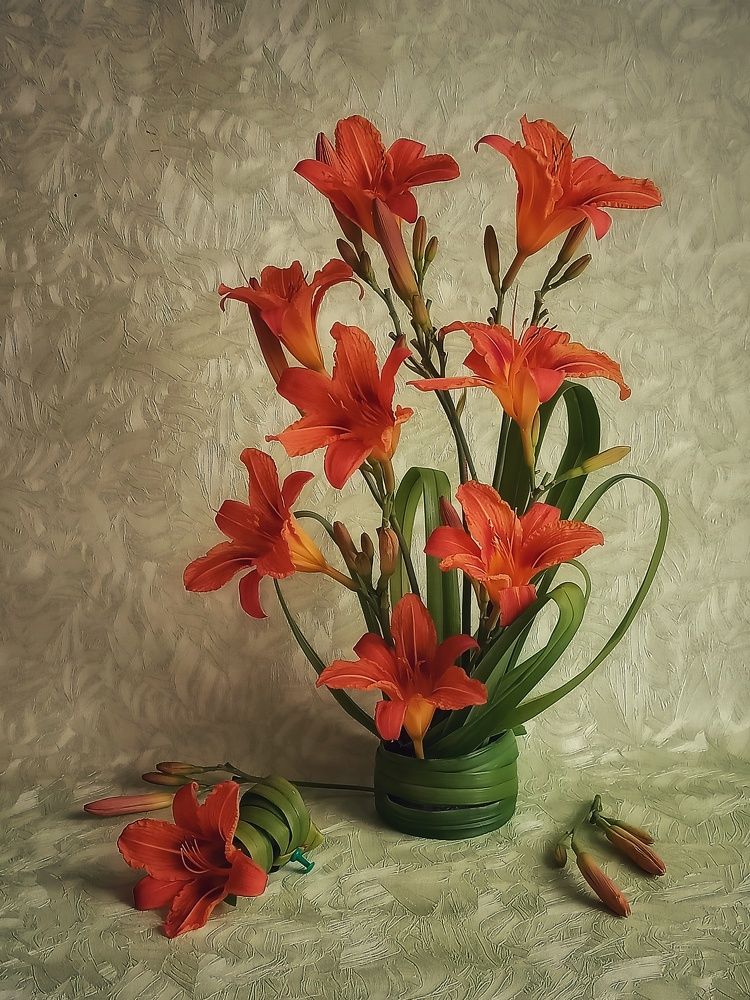 Соцветия солнечного цвета