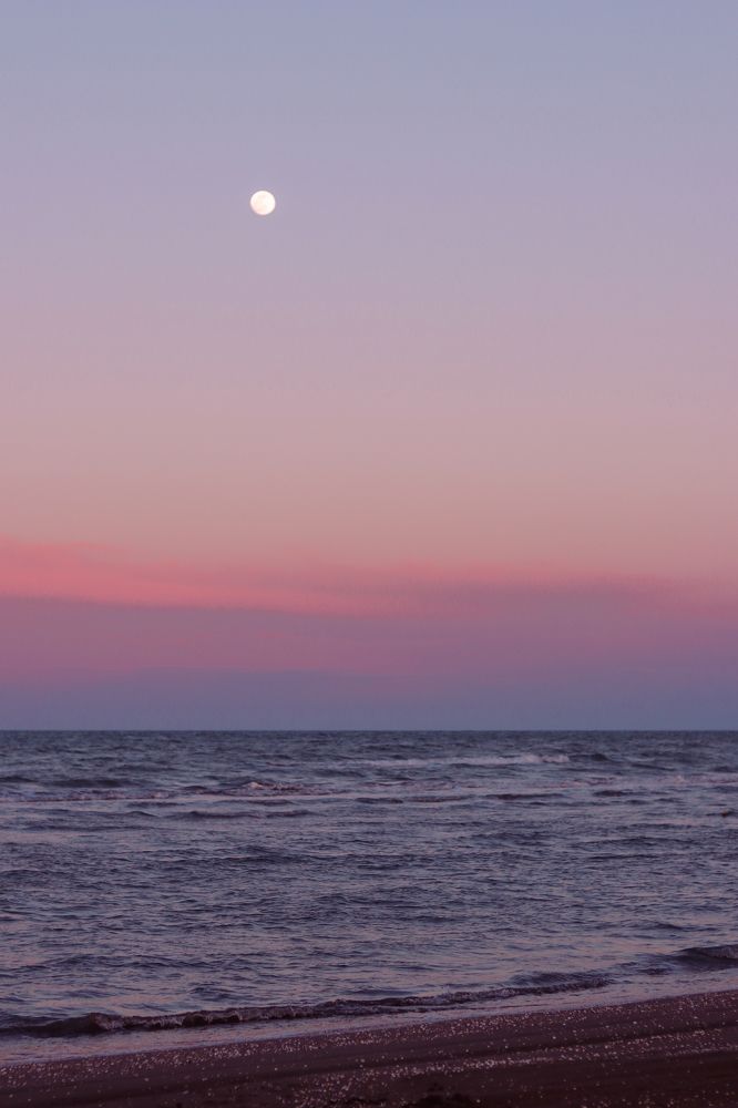 Photograph by Esmaeil ghorbani