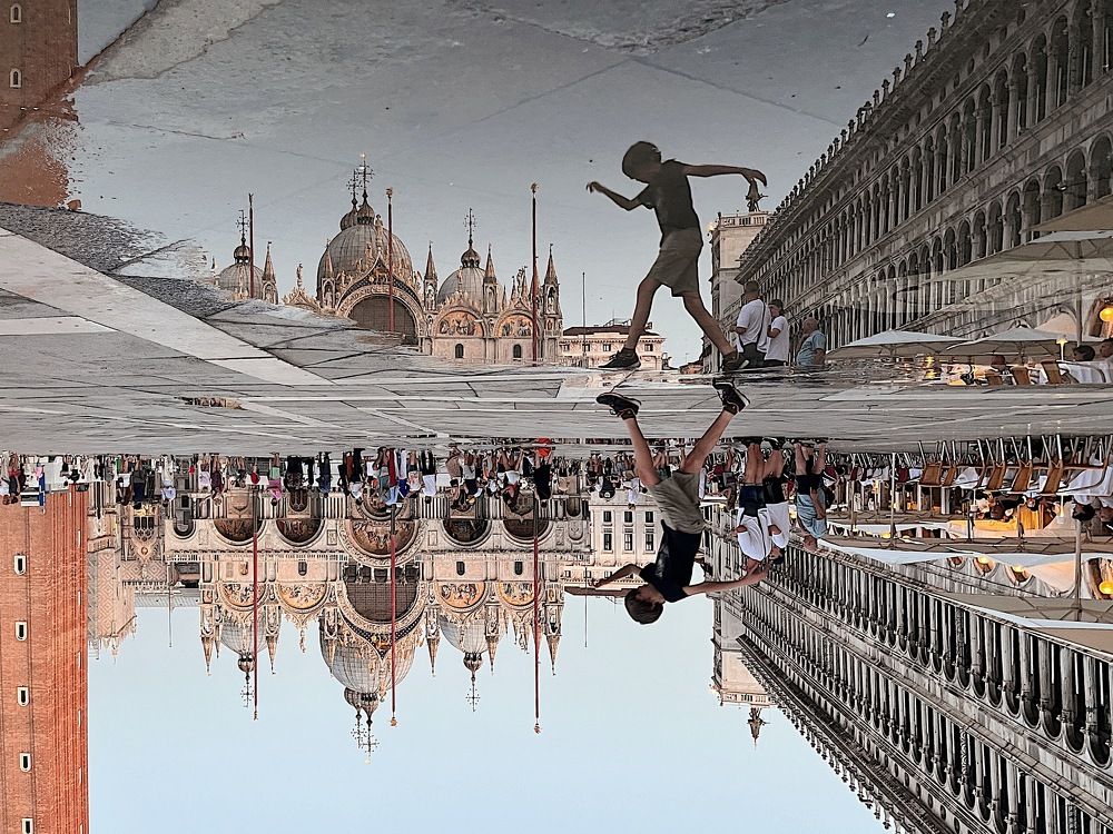 Photograph by Simone Bilanzuolo