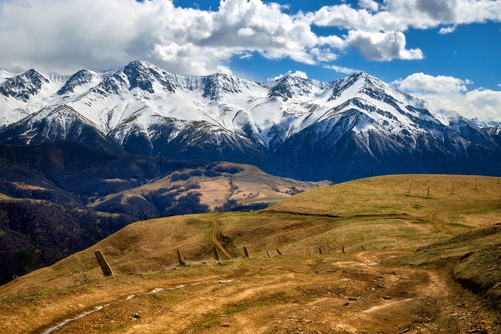 Весна в горах Карачаево-Черкессии