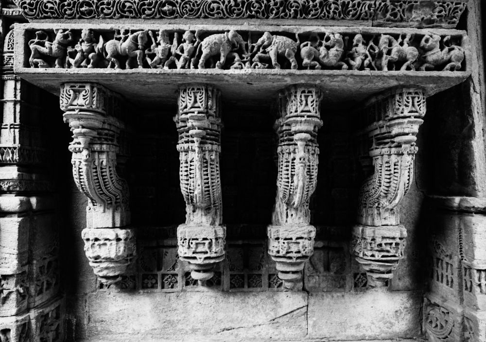 Carving of adalaj stepwell