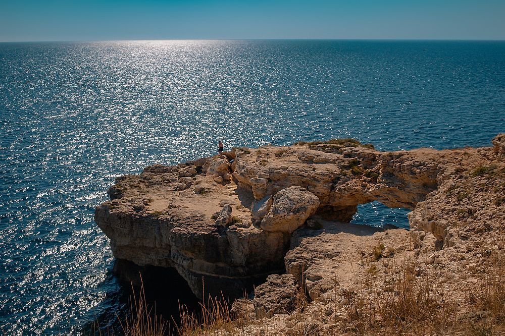 Скалистый берег