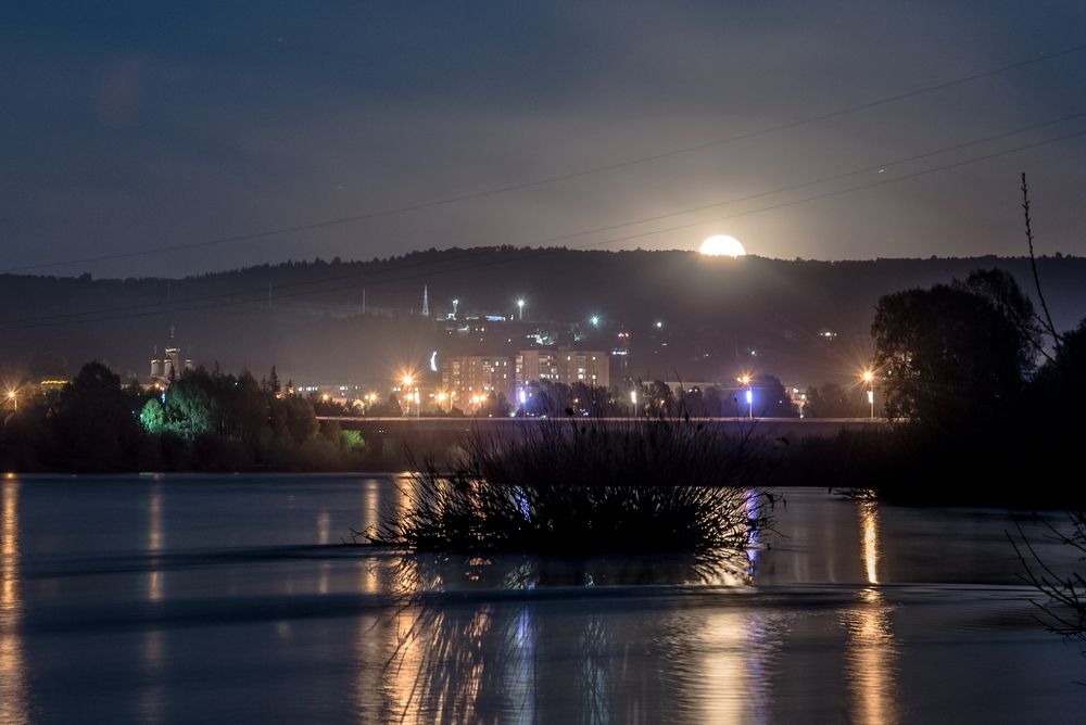 Восход луны