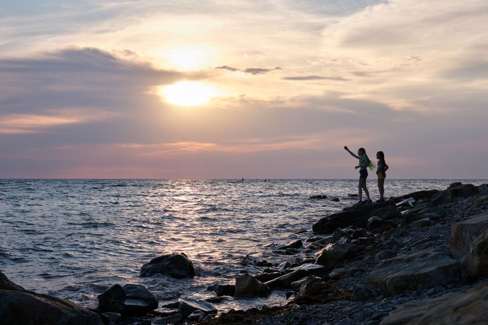 Камни в воду