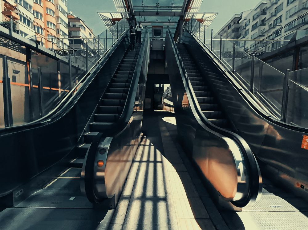 Photograph by DAMOUN POURNEMATI