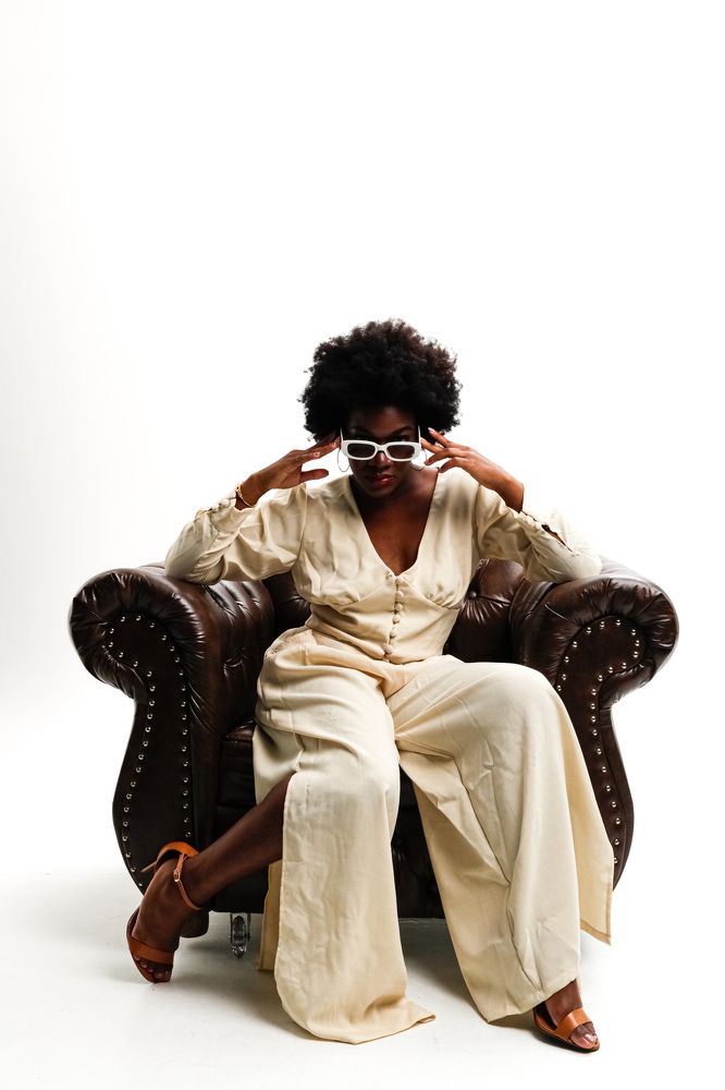 Impacto Black - O Encanto da Contradição