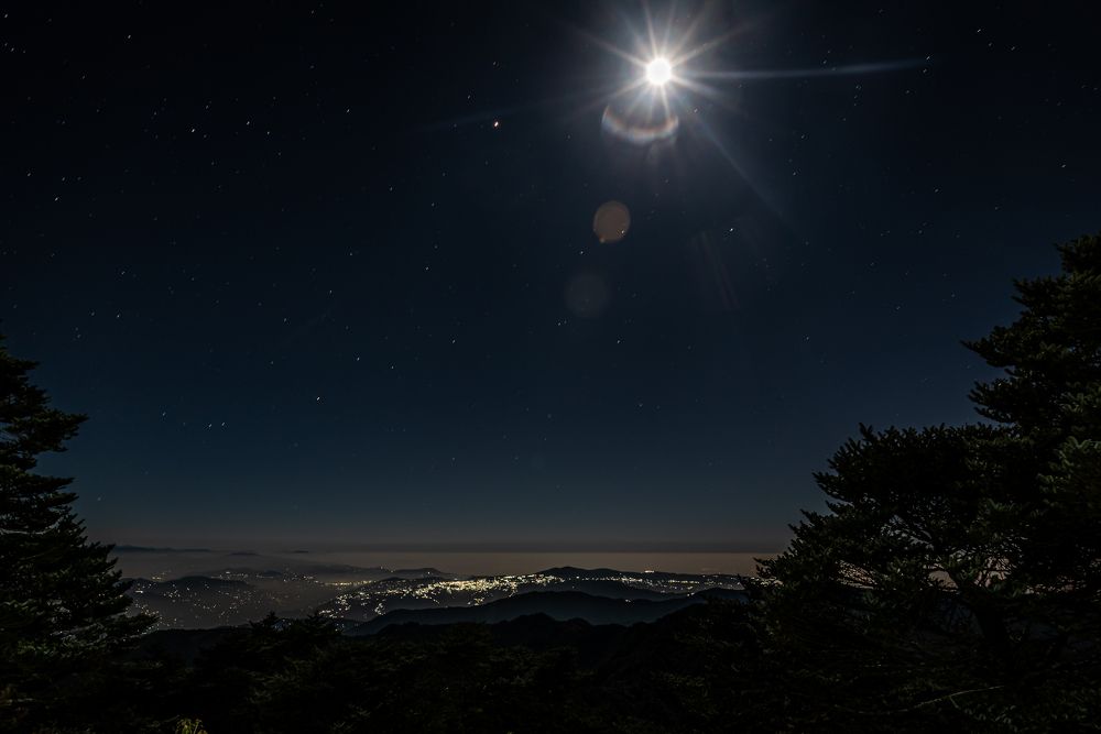 Photograph by Vivek Prasad