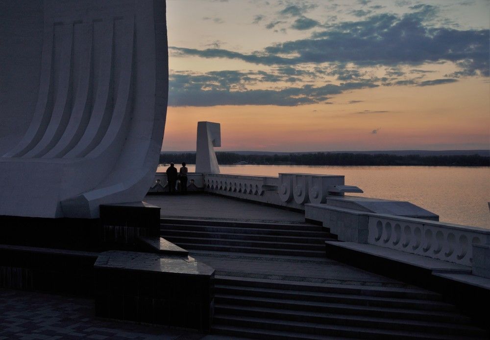 на берегу Волги