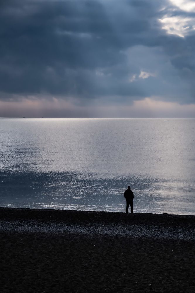 Photograph by Alp Aysgl