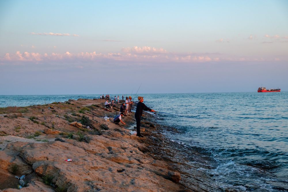 Рыбаки на каспии