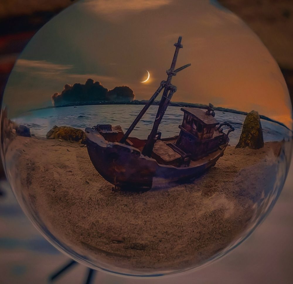 Лунный кораблик