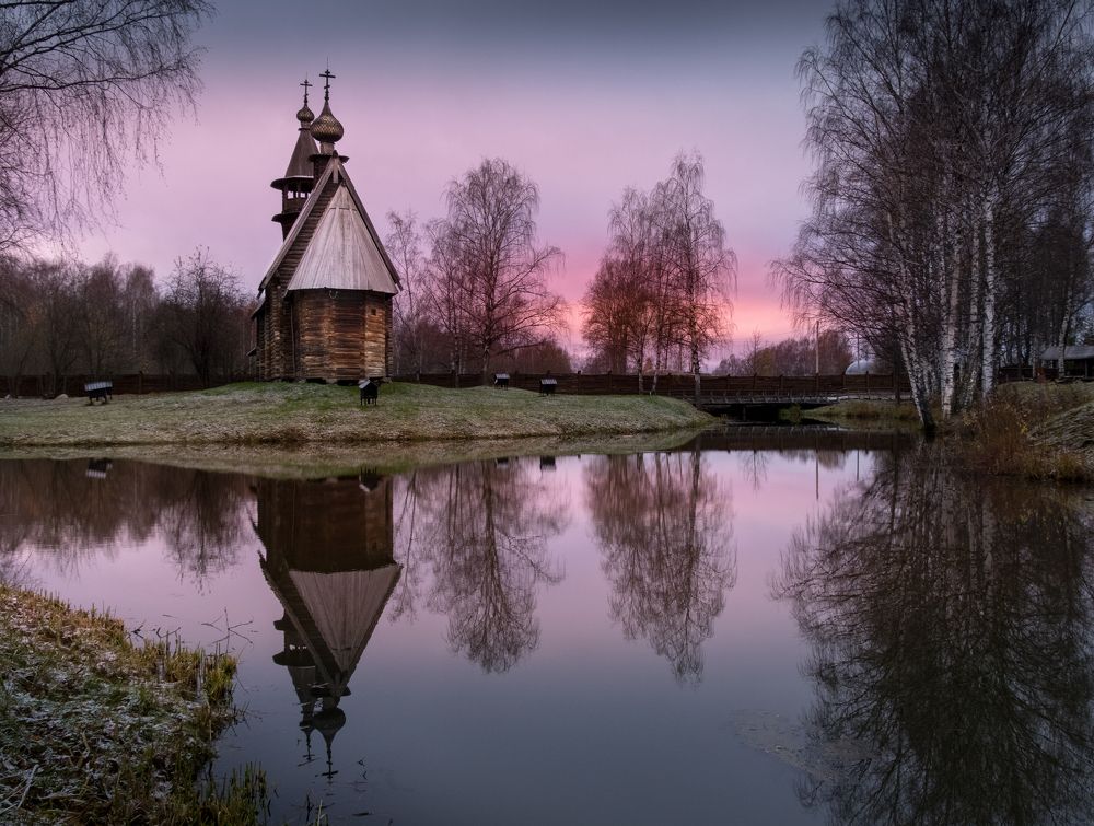 Печаль осенних вечеров...