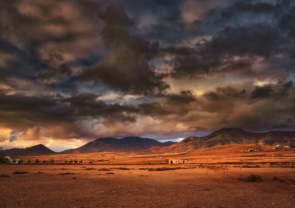 Sunset over the valley