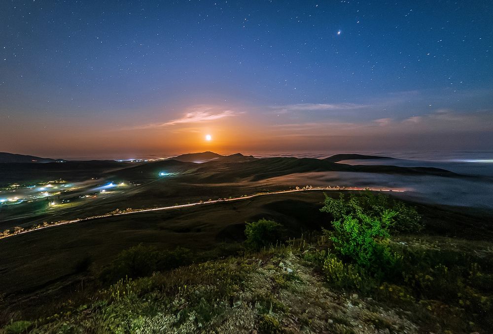 Восход луны