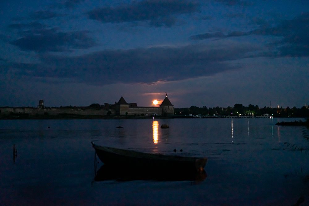 Фотография автора Николай Лазарев