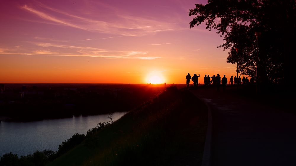 Закат на Волге