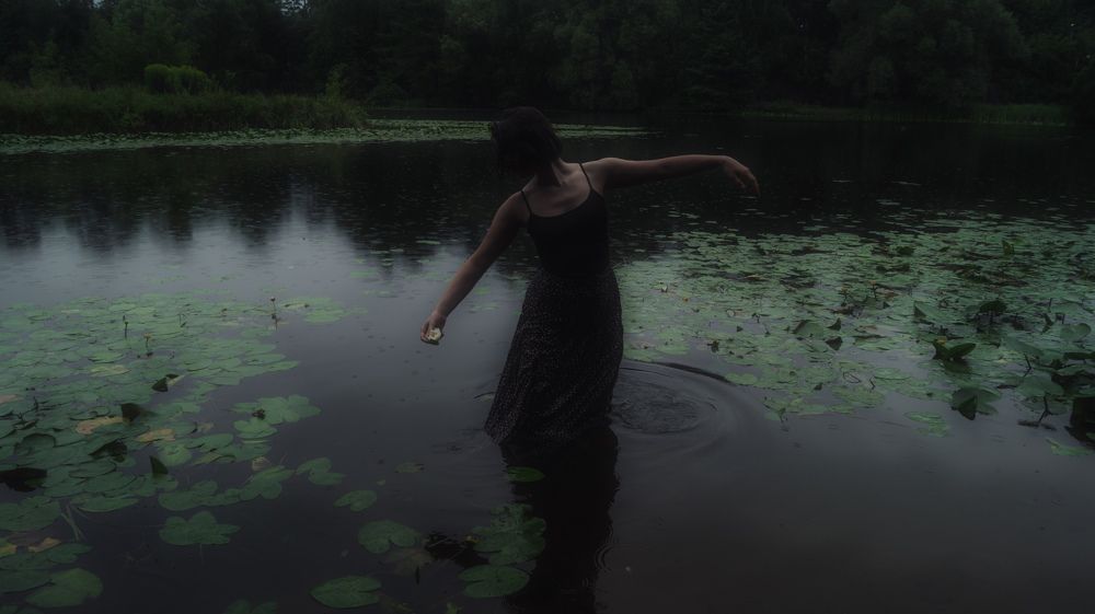 Girl in the lake