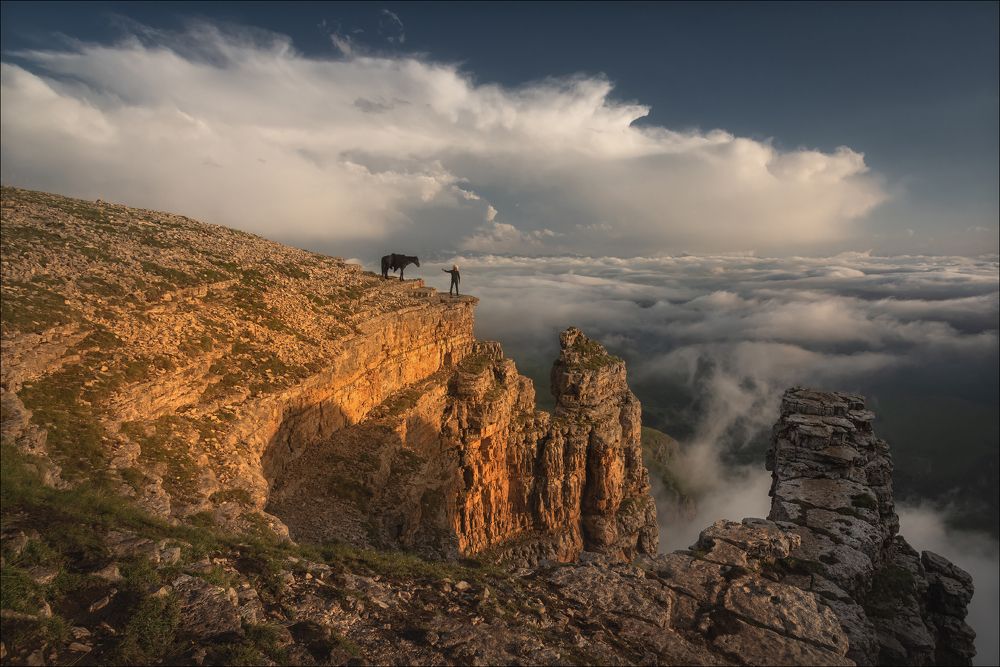Выше облаков..