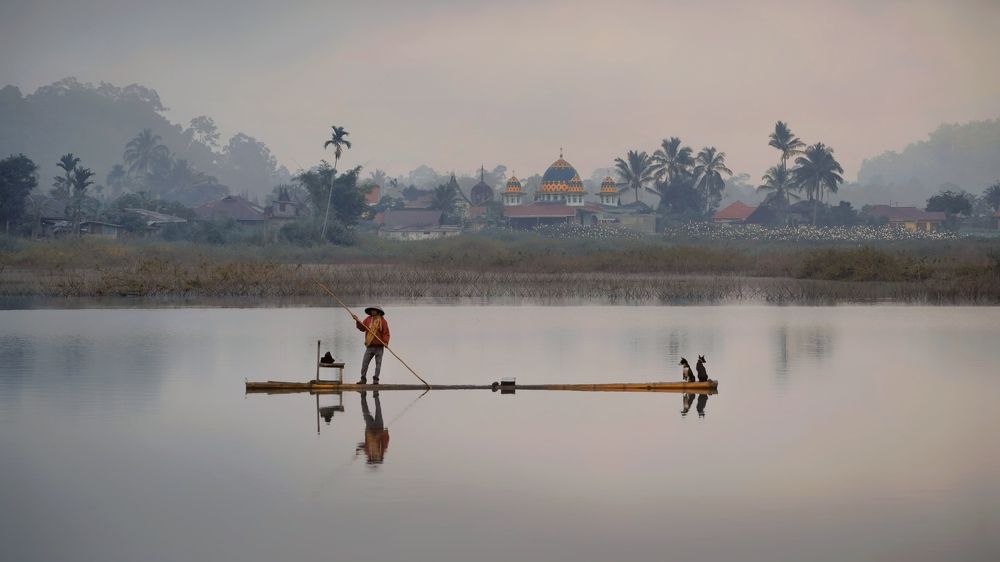Photograph by Henri Fitriadi