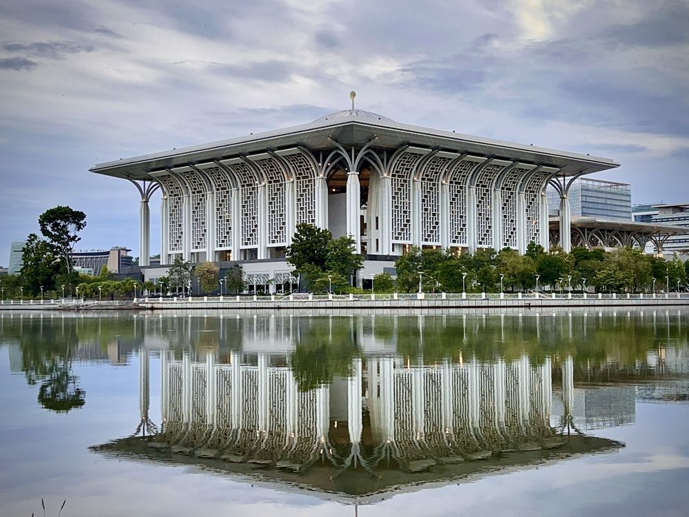 Masjid Tuanku Mizan Zainal Abidin