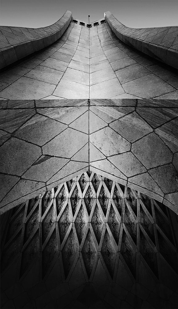 Photograph by Mohammad Dadsetan