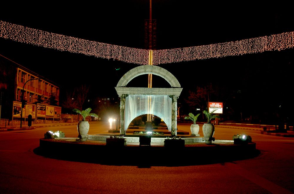 Photograph by Muzaffer Sütlüoğlu